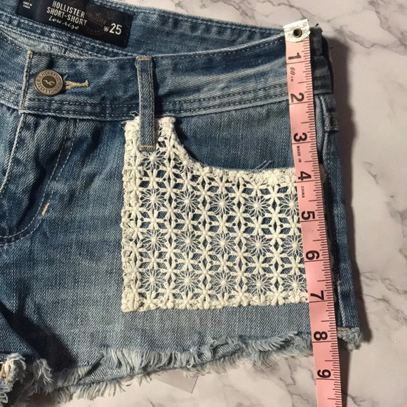 Hollister White Floral Crochet Lace Pocket Shorts - Picture 5 of 8